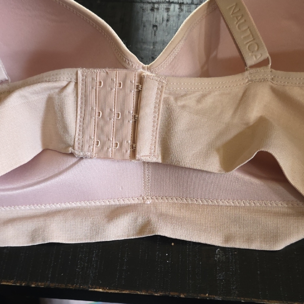 Nautica Seamless Nude Bra 🤎 Size 40D - Picture 3 of 4